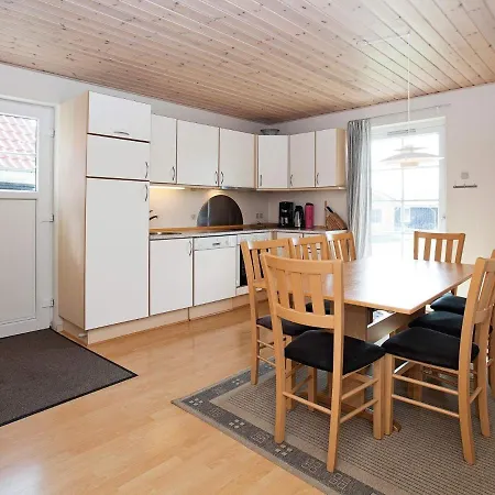 6 Person On A In * Gråsten