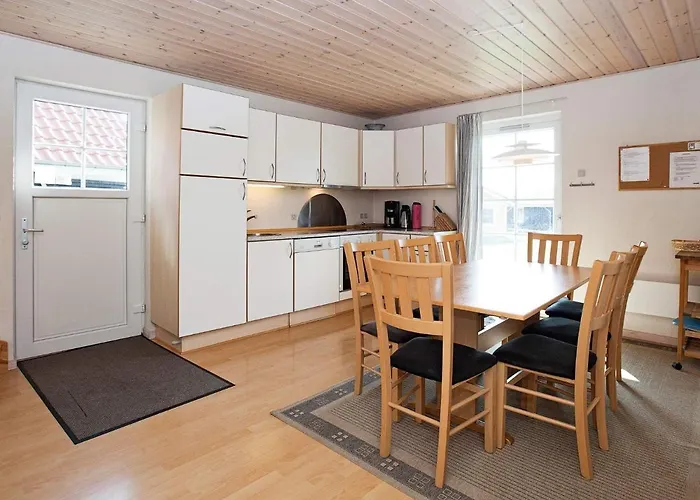 6 Person On A In * Gråsten