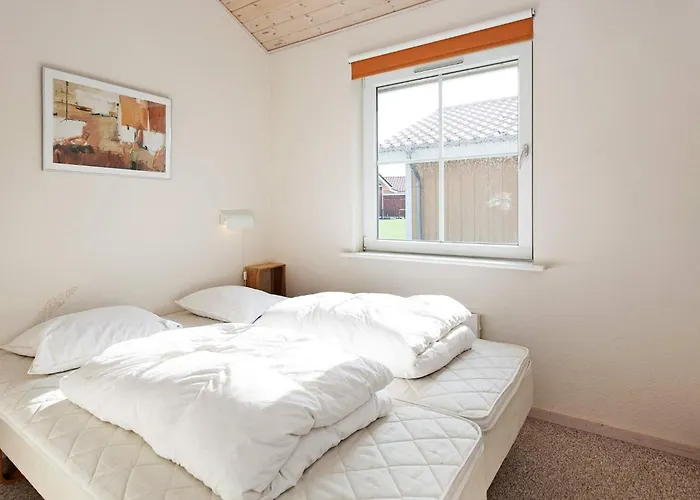 6 Person On A In Ferienhaus